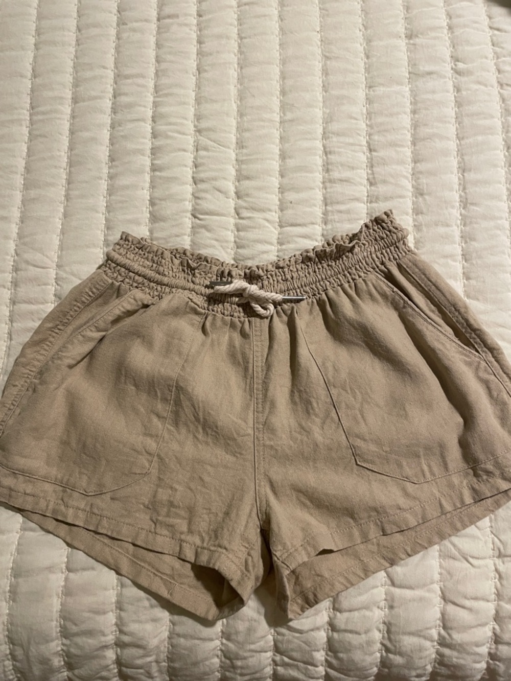Love Tree Taupe Drawstring Elastic-Waist Shorts